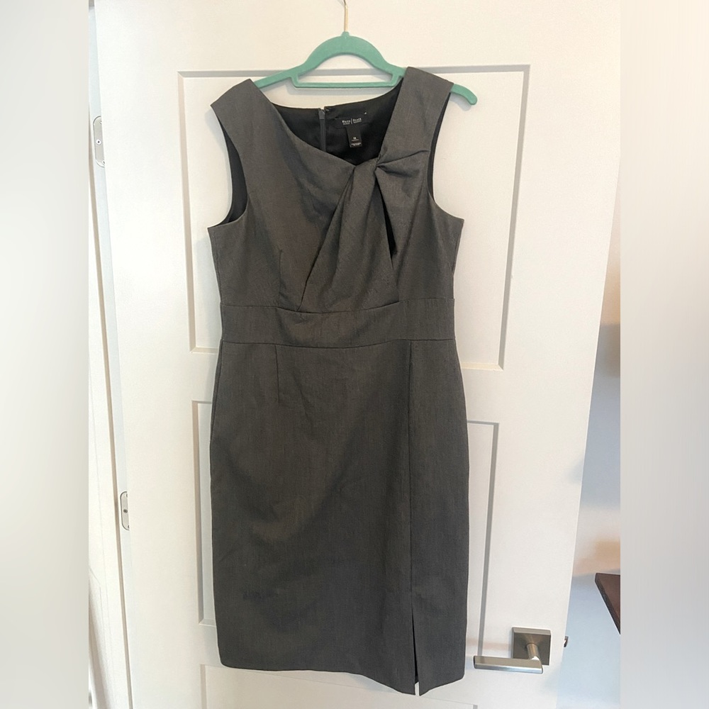 White House Black Market gray sleeveless shift dress-size 14